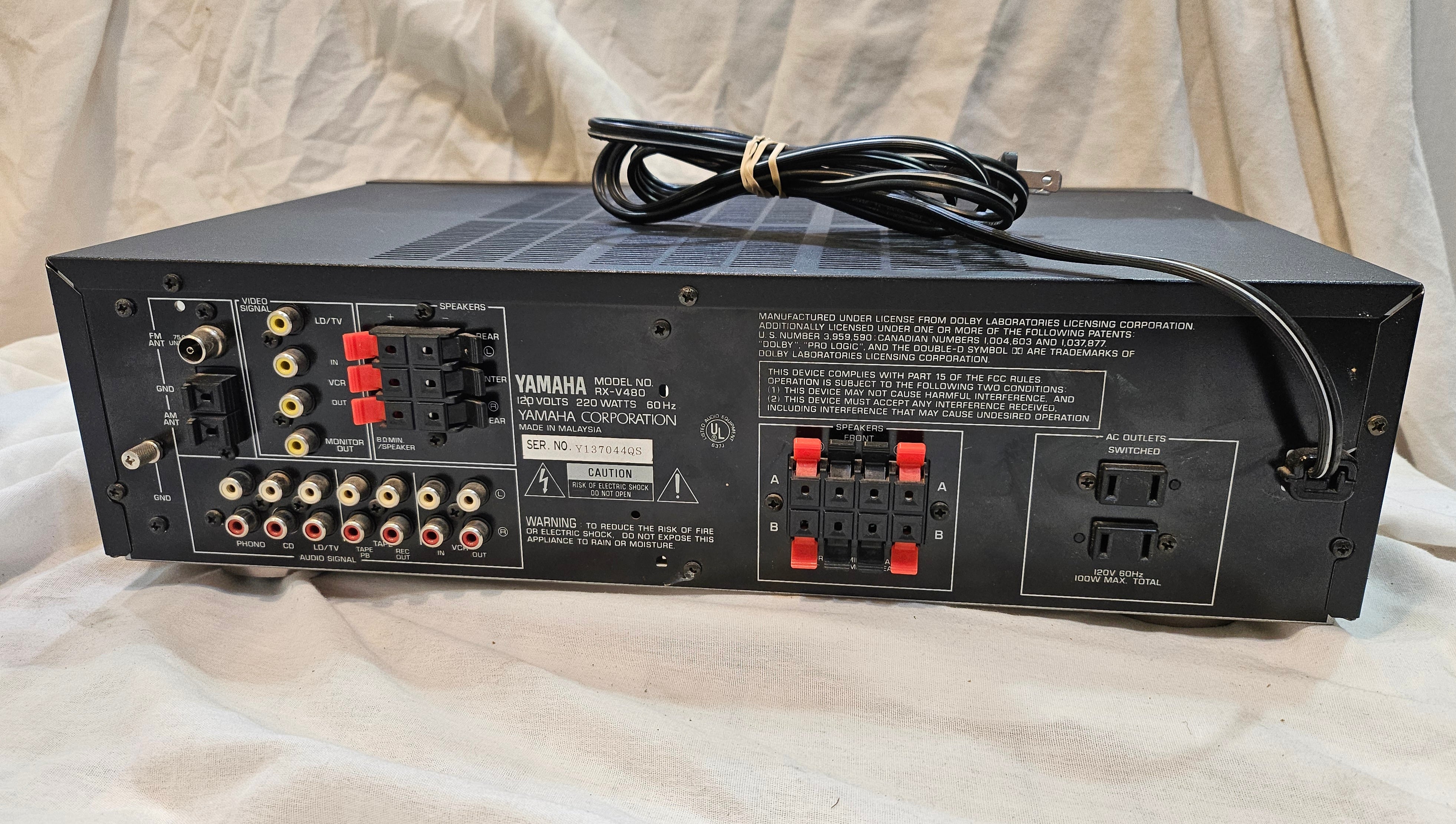Yamaha RX-V480 Receiver