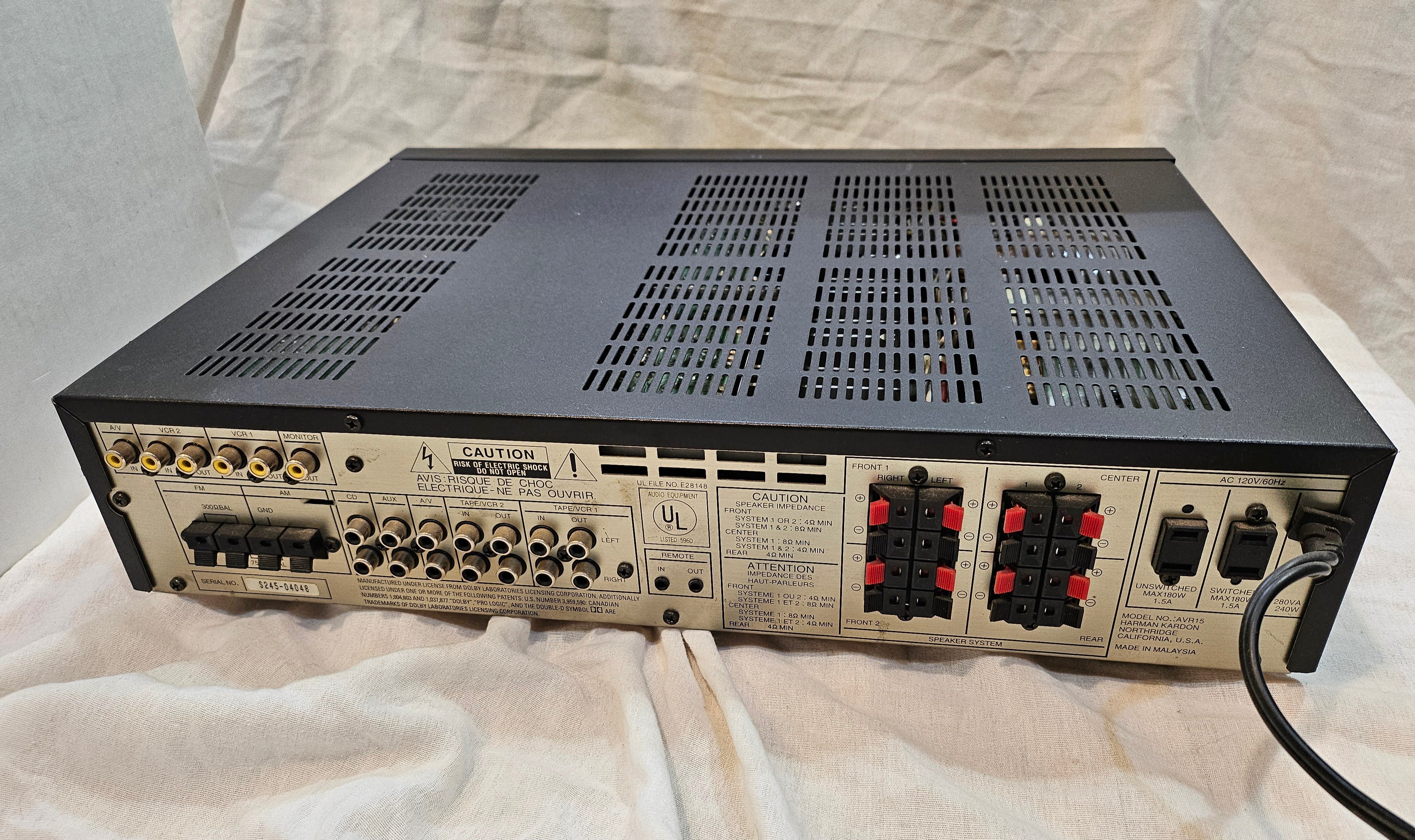 Harman Kardon AVR15 Receiver