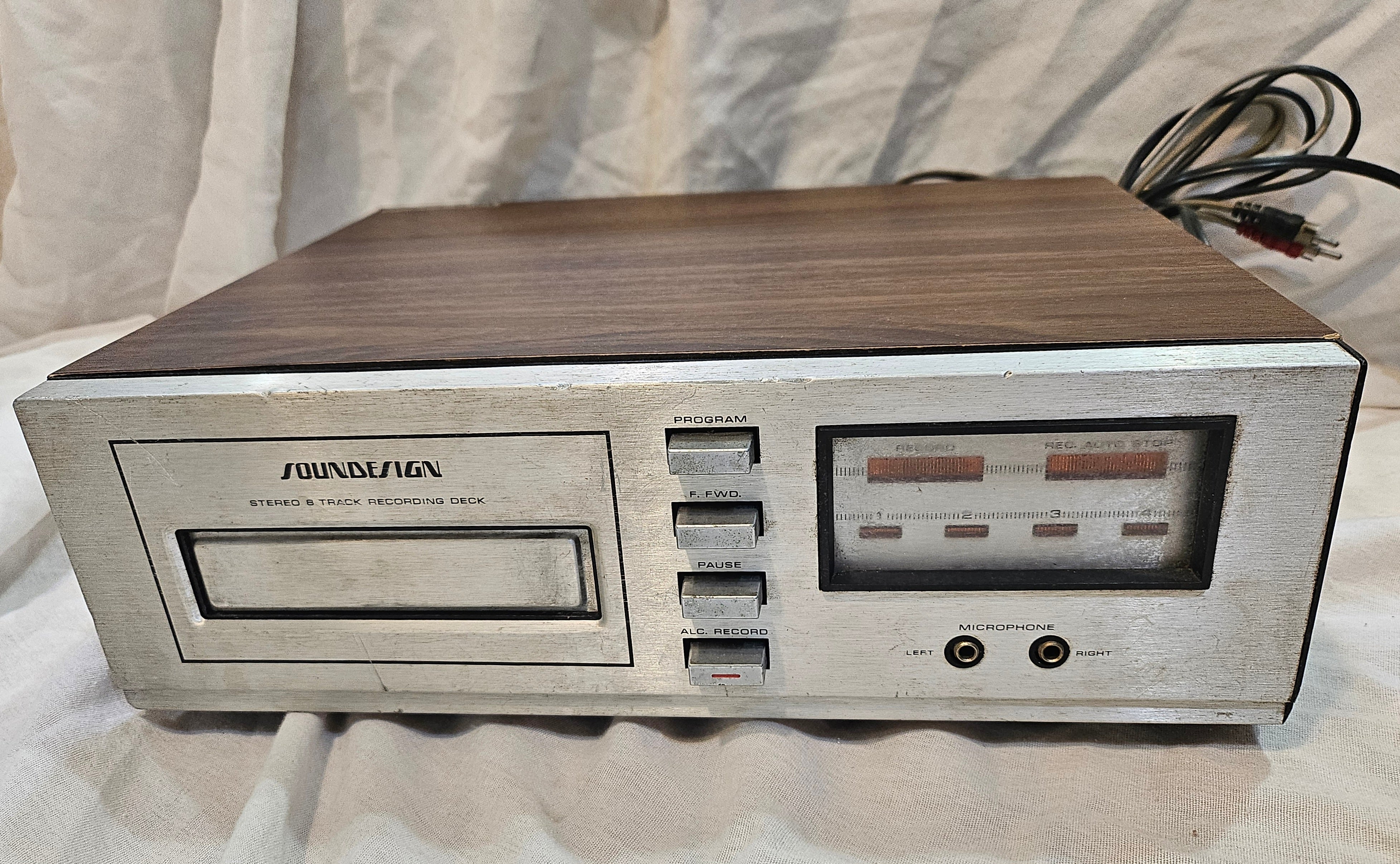 Soundesign 489 8-Track Player