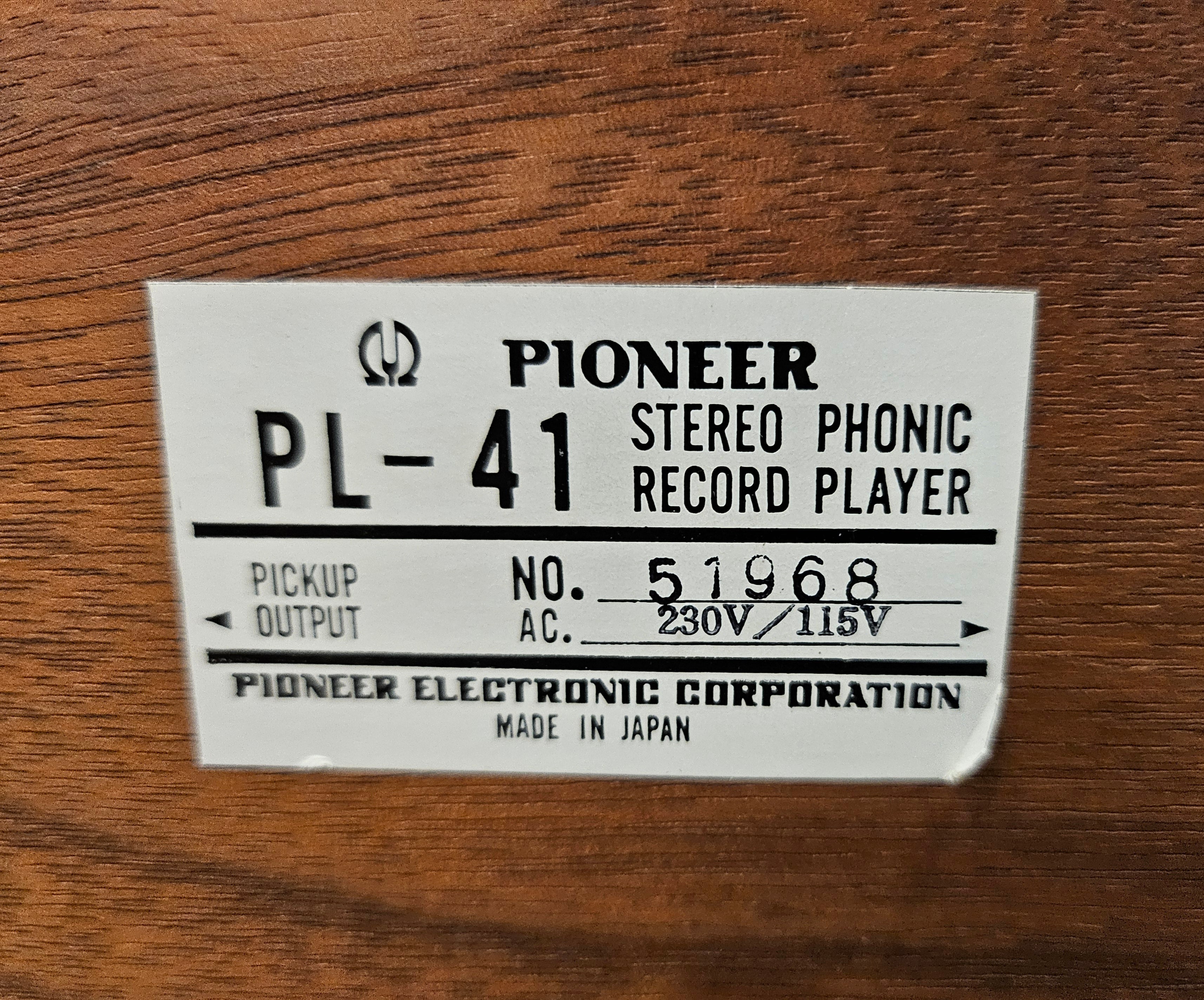 Pioneer PL-41 Turntable