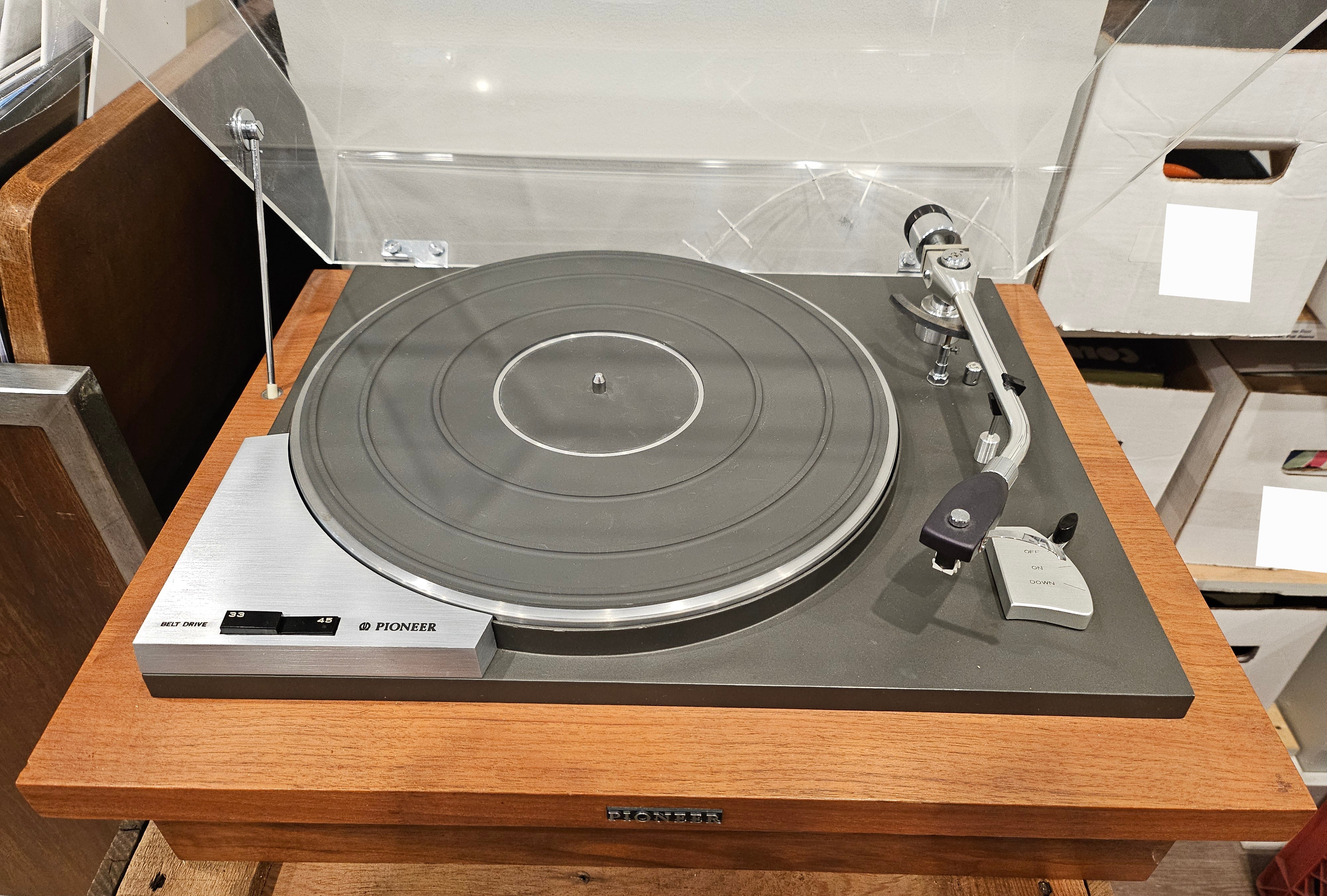 Pioneer PL-41 Turntable