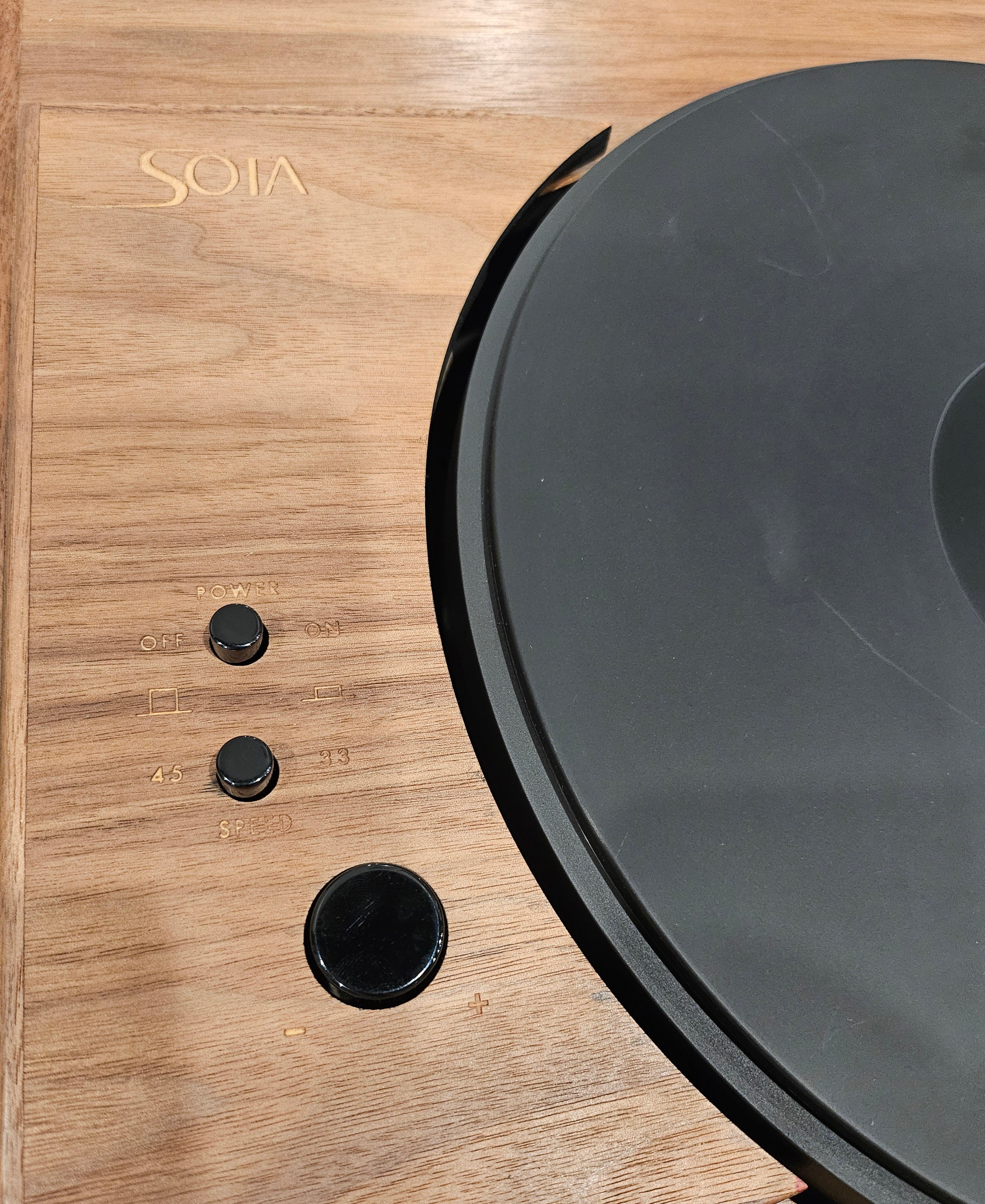 SOTA Sapphire Series VI Turntable