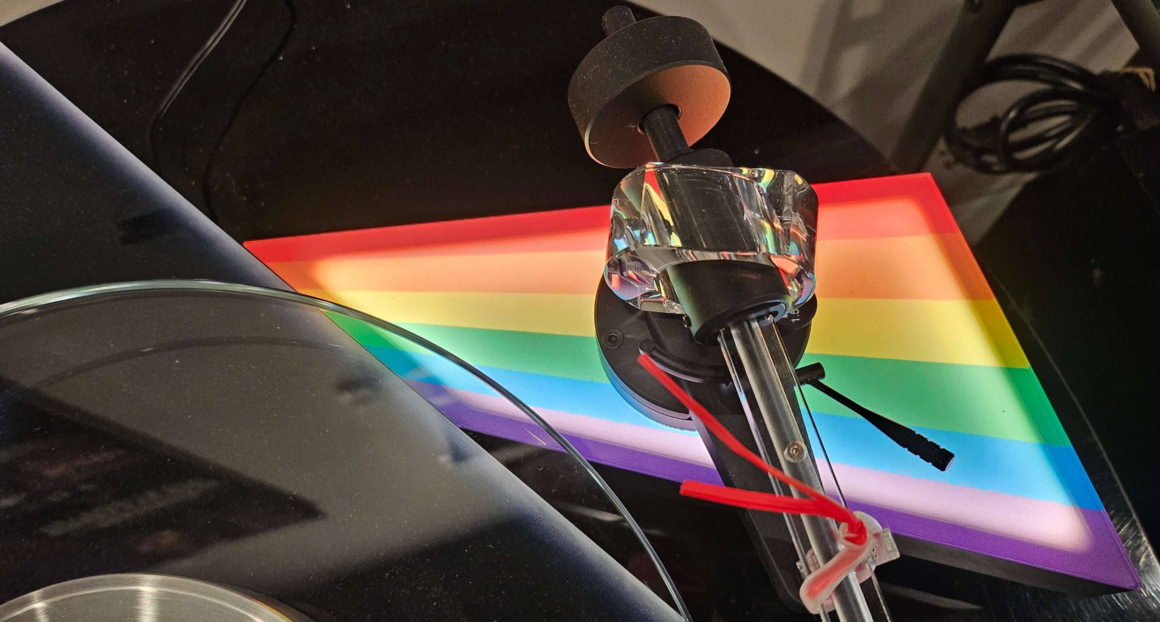 Pro-Ject Pink Floyd The Dark Side of the Moon Turntable