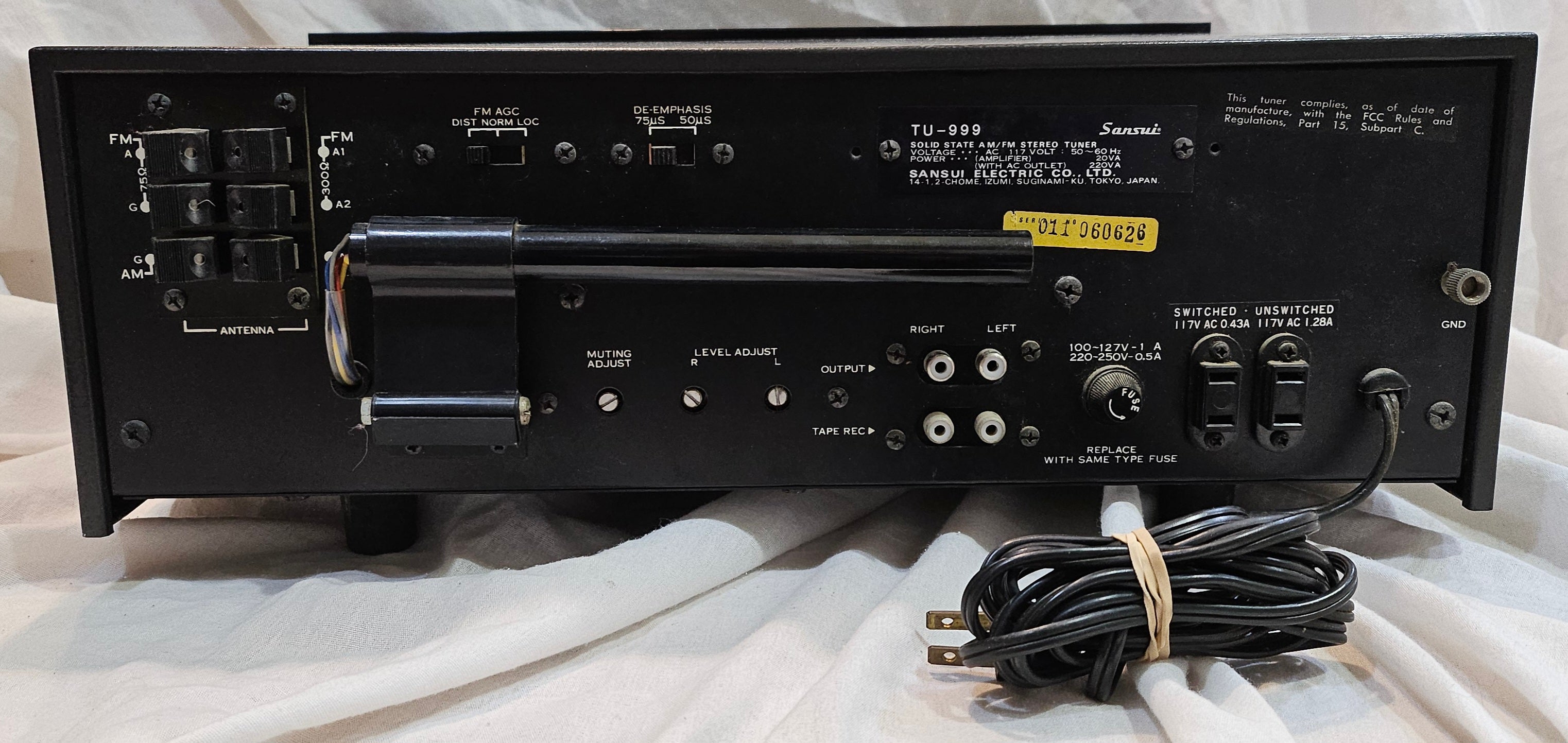 Sansui TU-999 Tuner