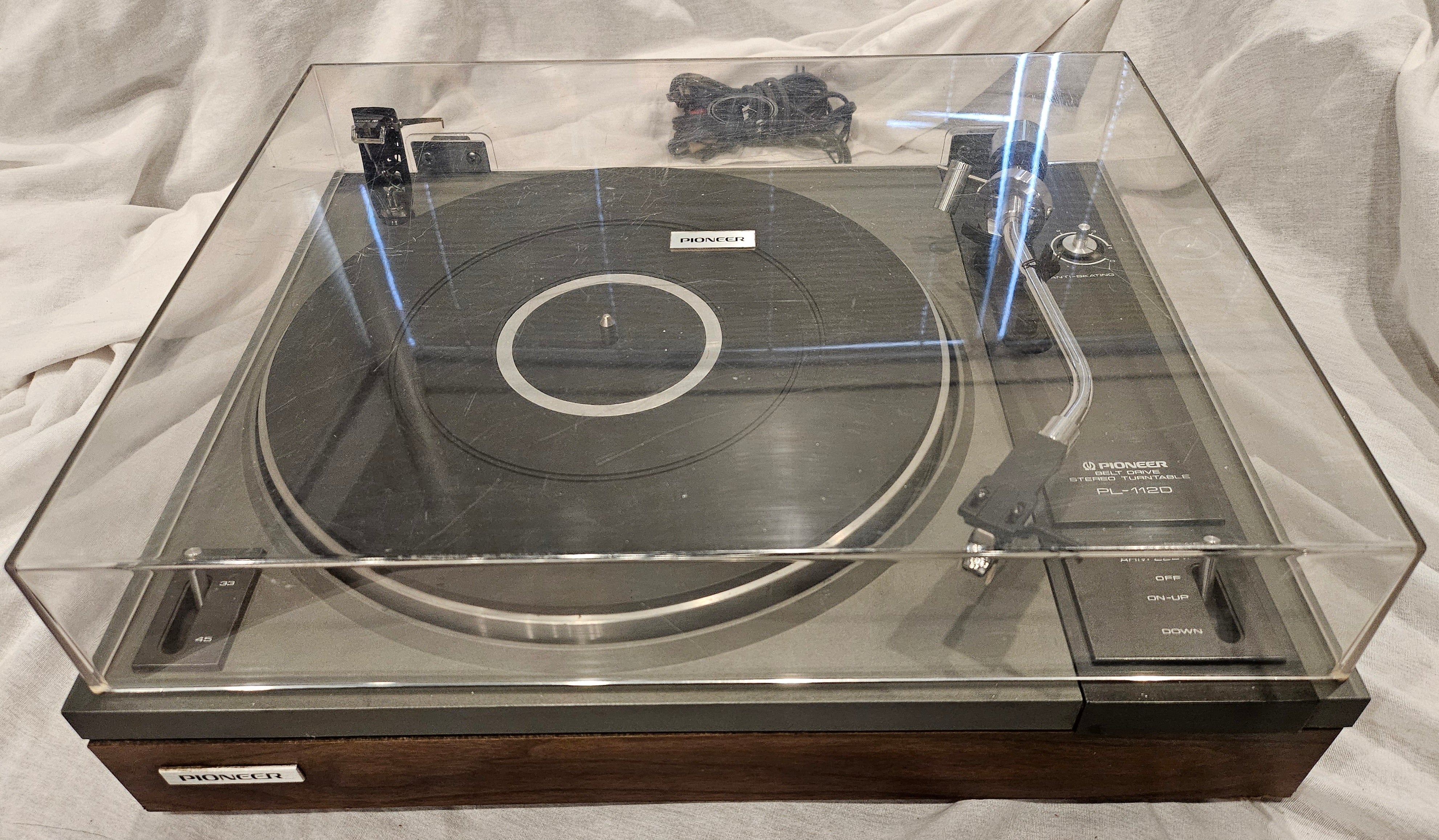 Pioneer PL-112D Turntable