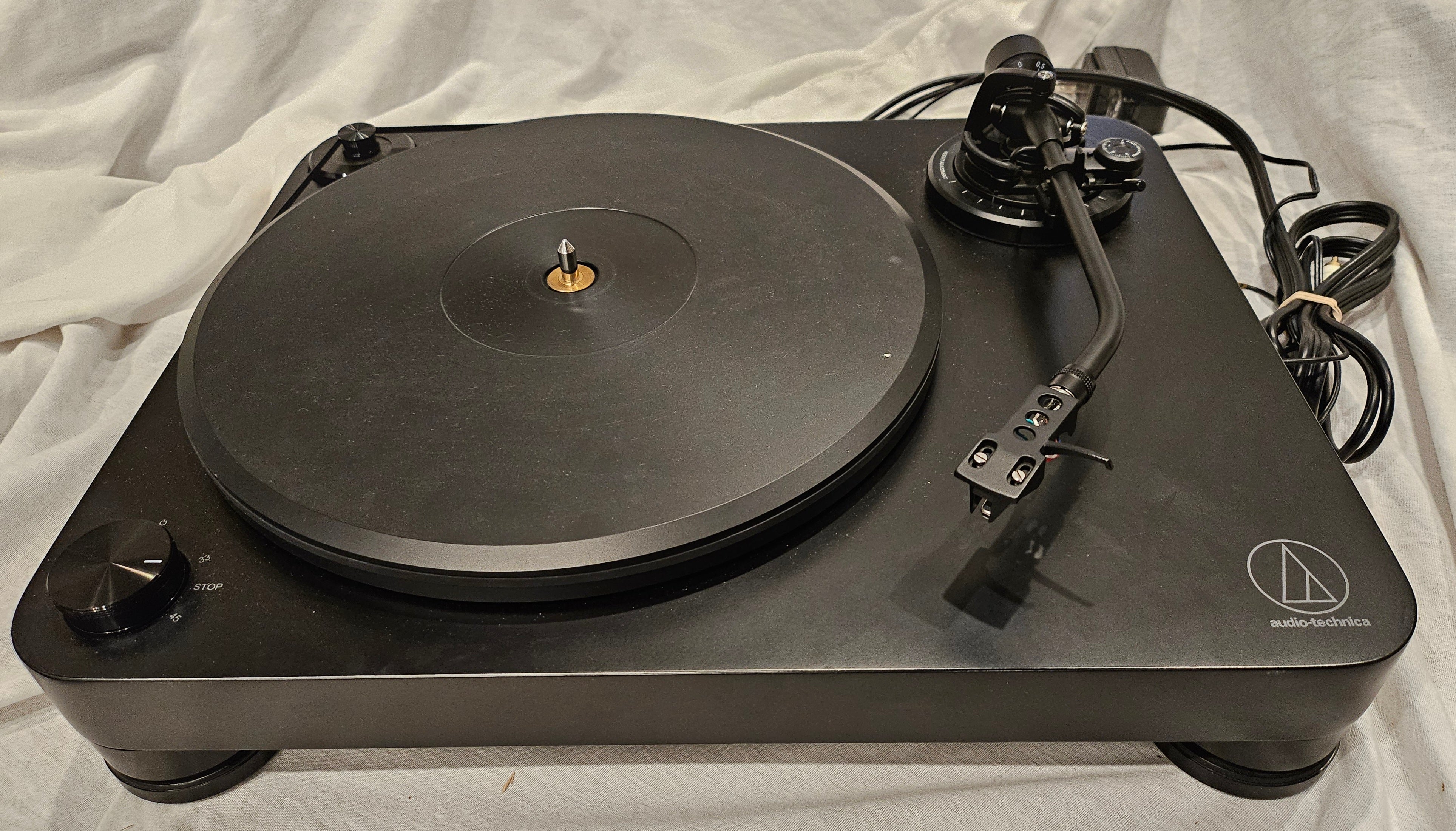 Audio-Technica AT-LP7 Turntable