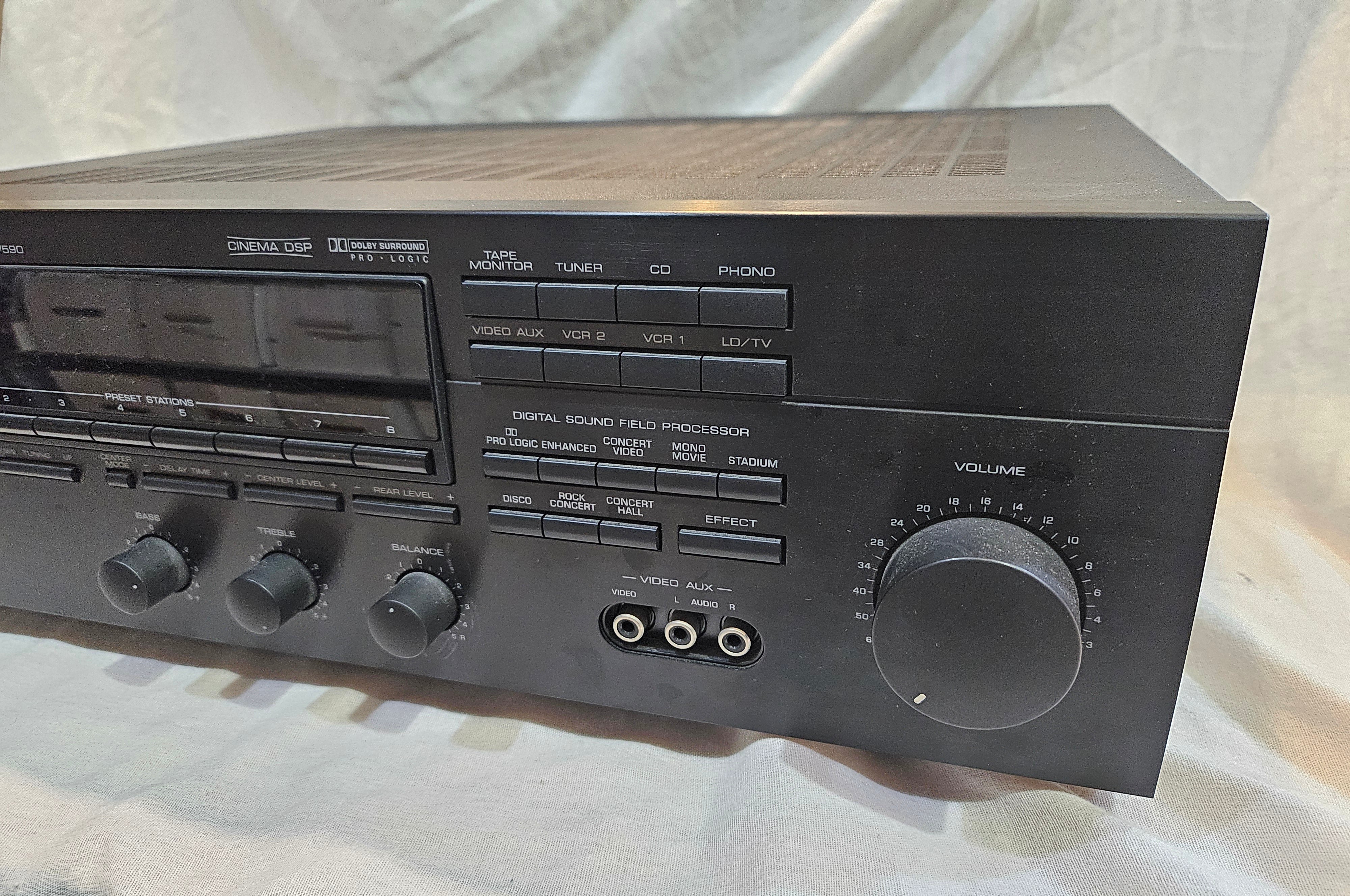 Yamaha RX-V590 Receiver