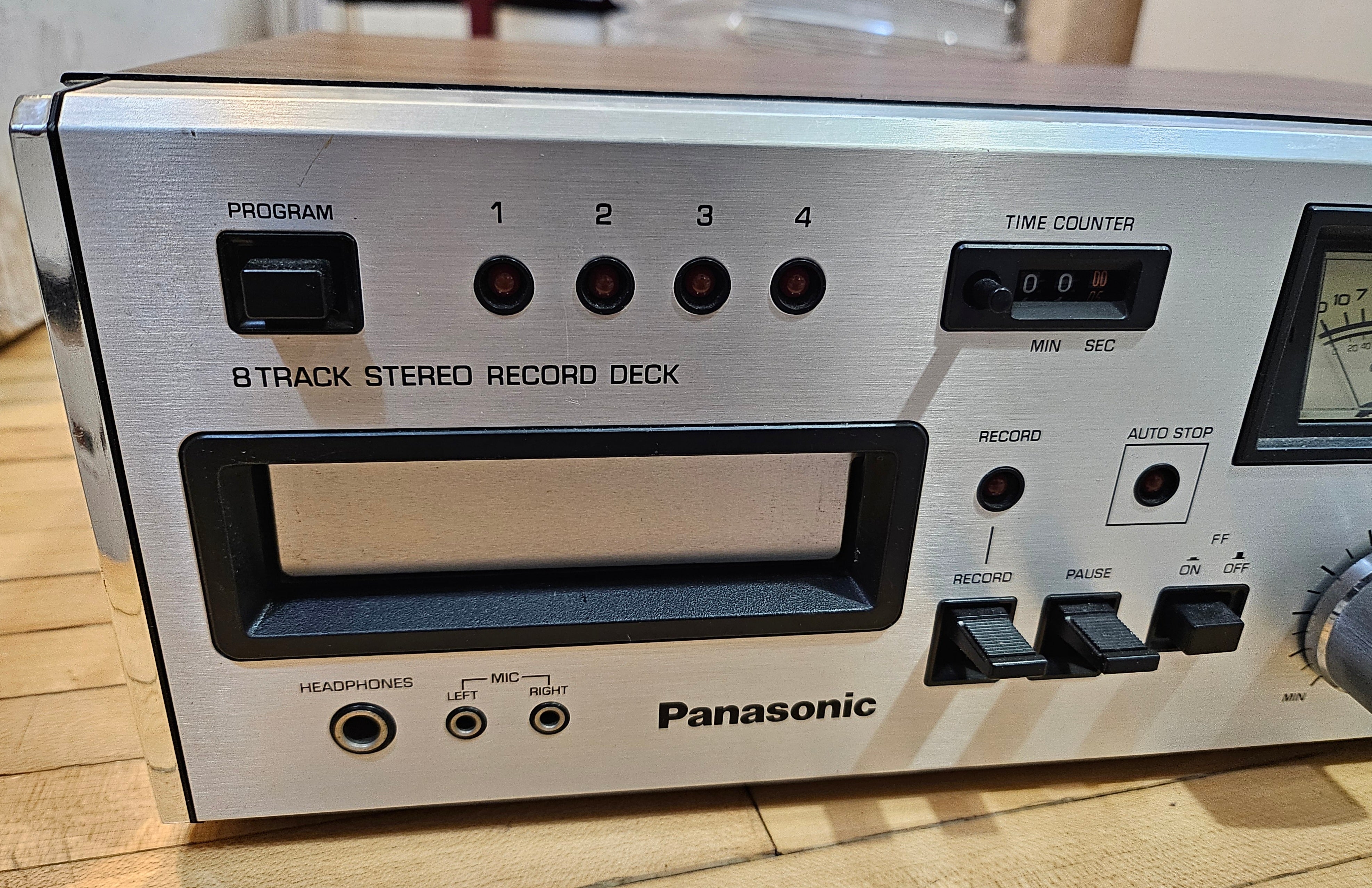 Panasonic RS-808 8-Track Stereo Record Deck