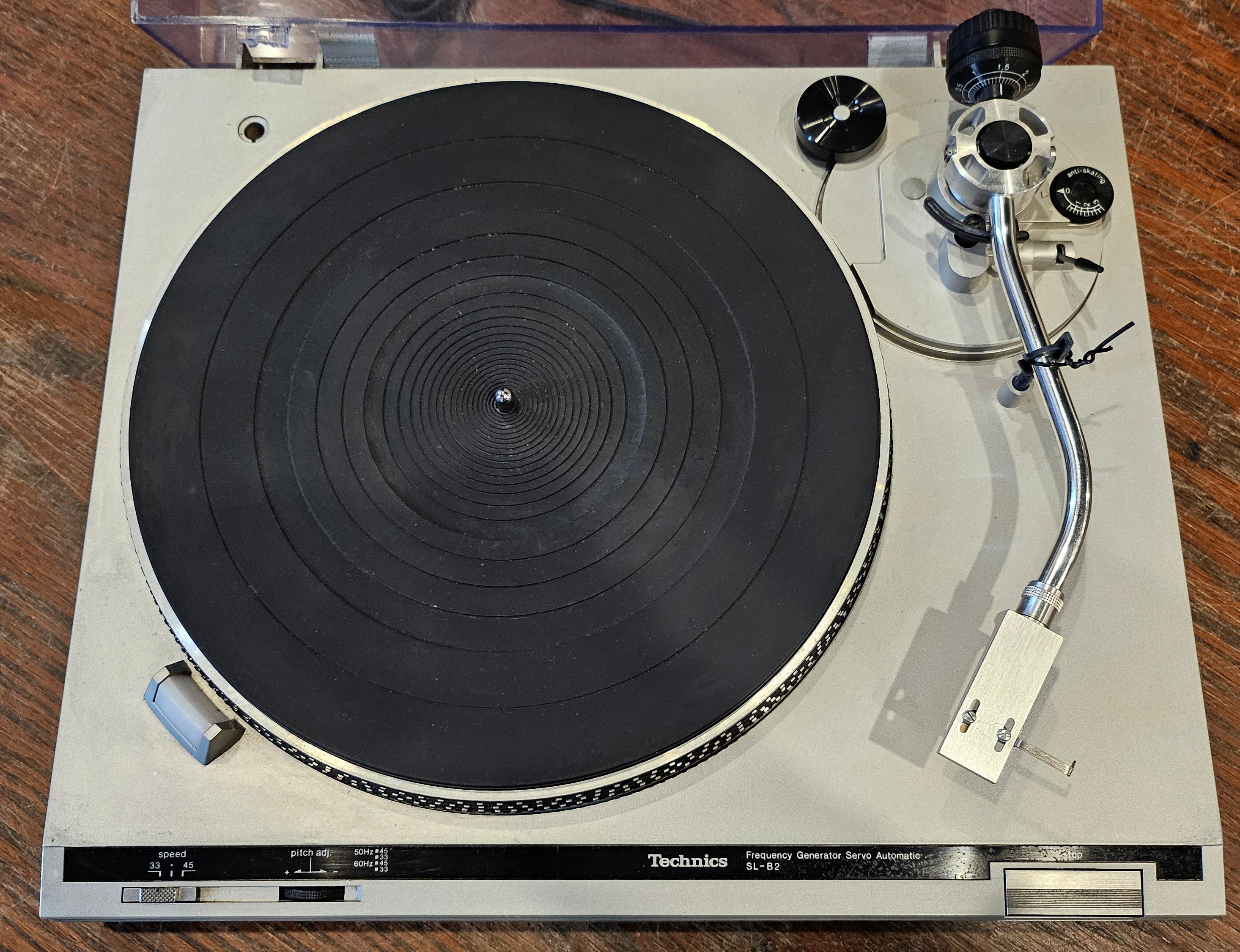 Technics SL-B2 Turntable
