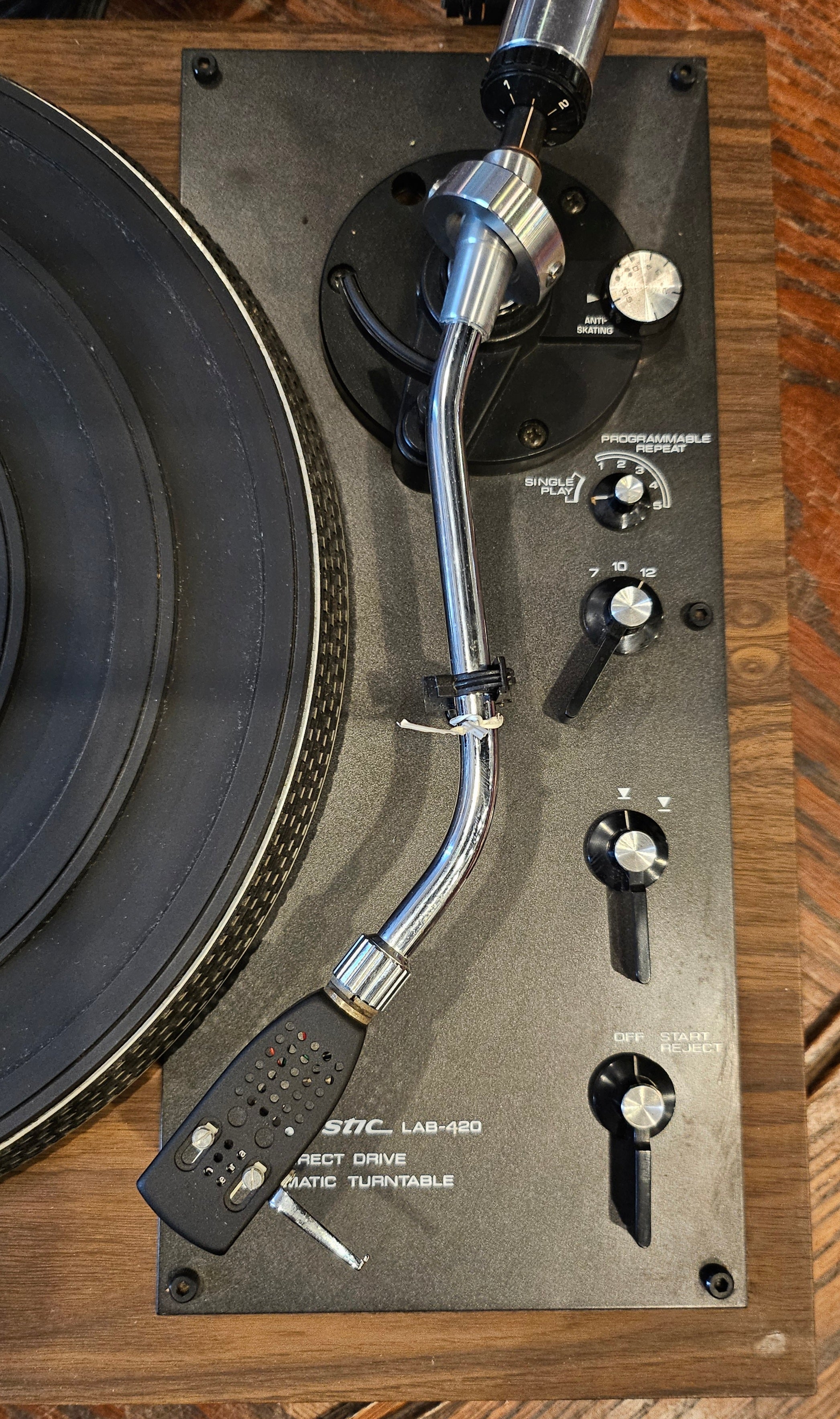 Realistic LAB-420 Direct Drive Automatic Turntable