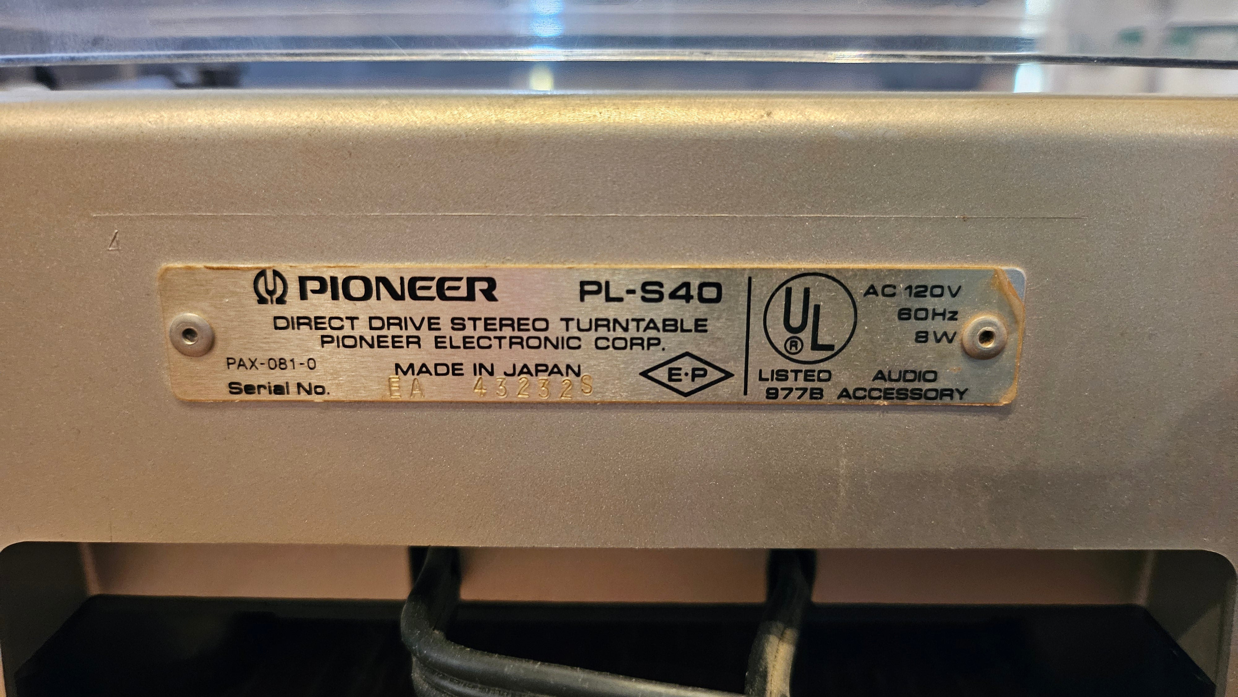 Pioneer PL-540 Turntable