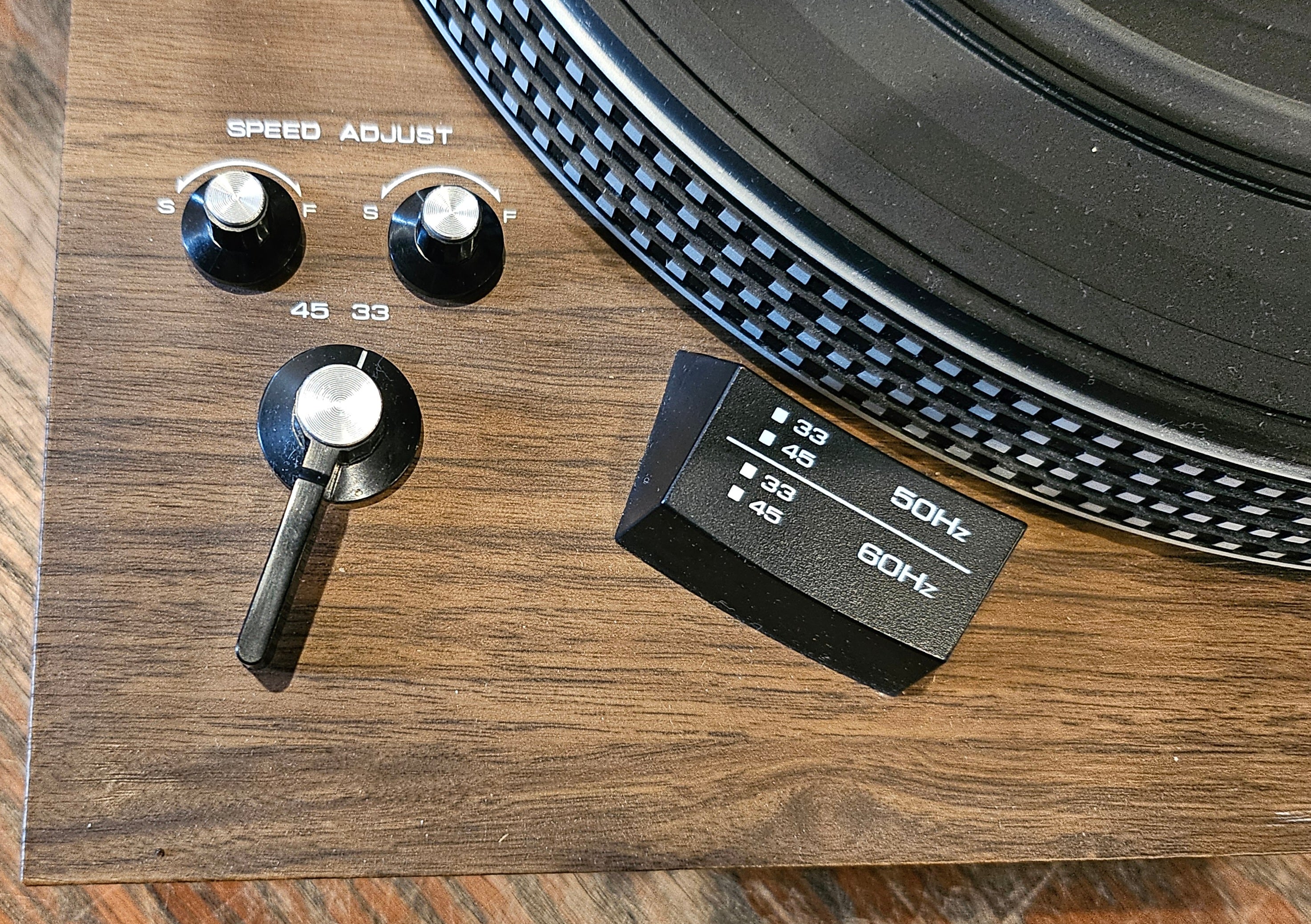 Realistic LAB-420 Turntable