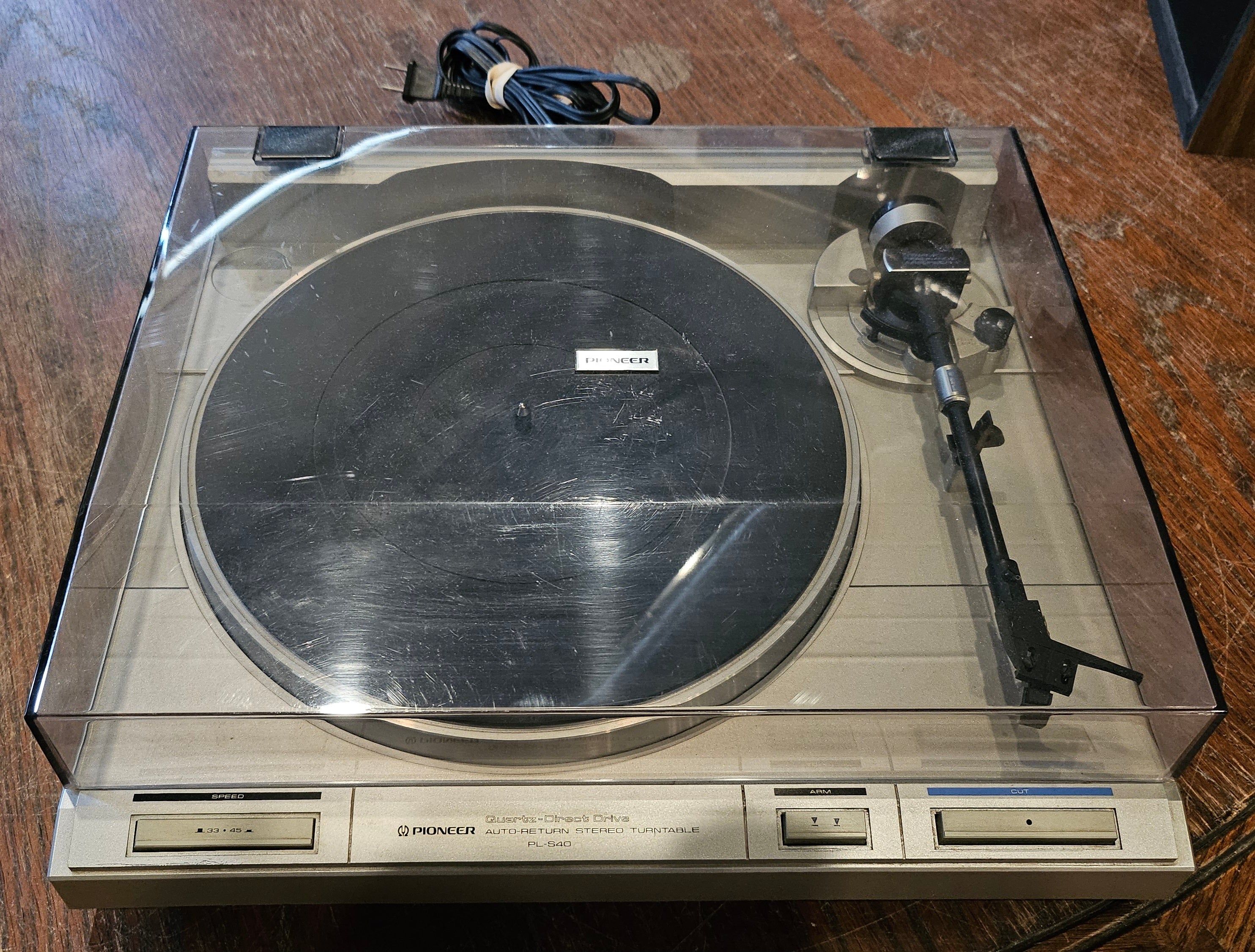 Pioneer PL-540 Turntable
