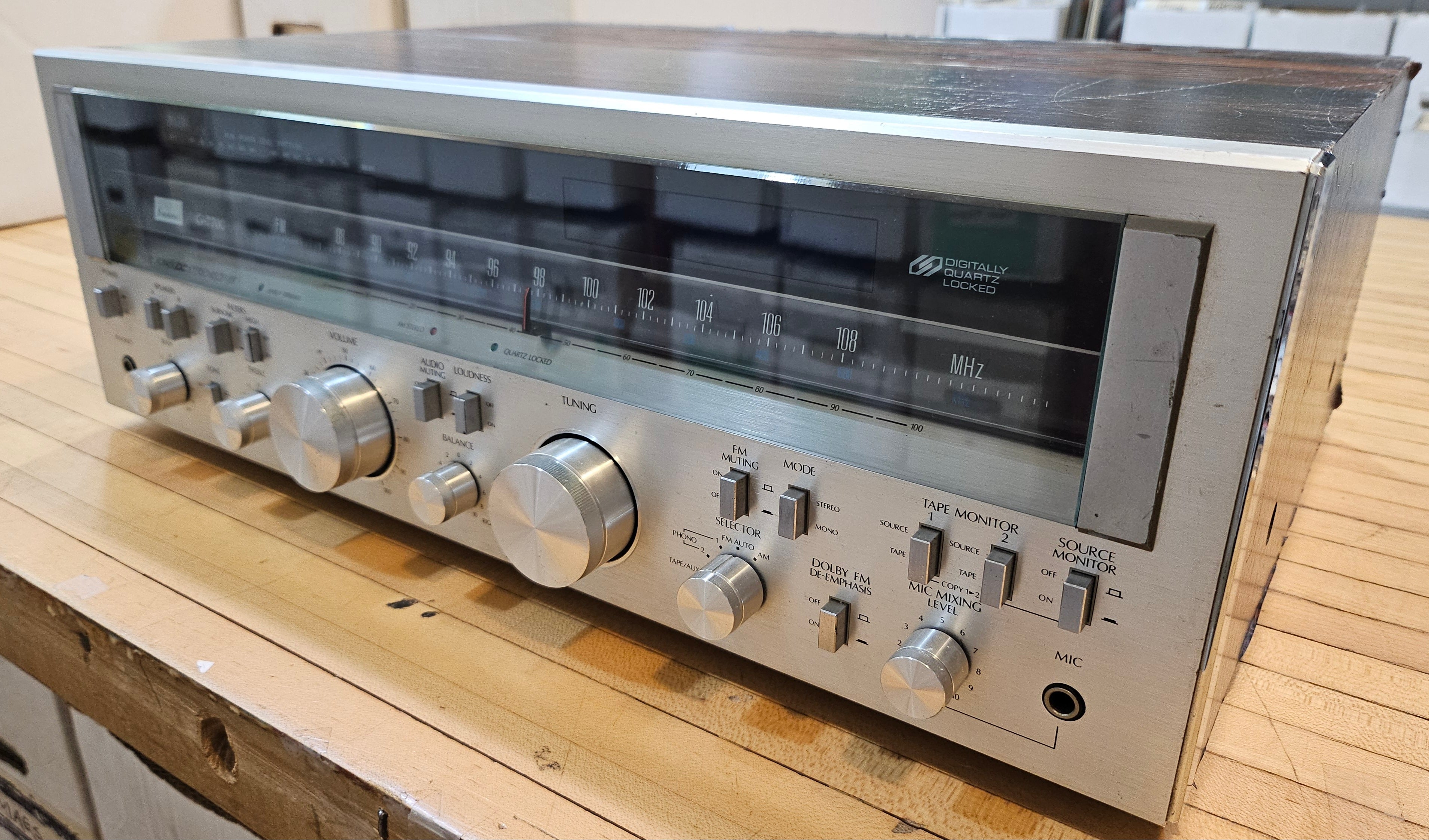Sansui G-770 Stereo Receiver